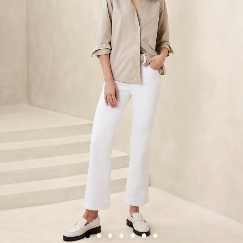 White Banana Republic Factory Cropped Bootcut Jeans